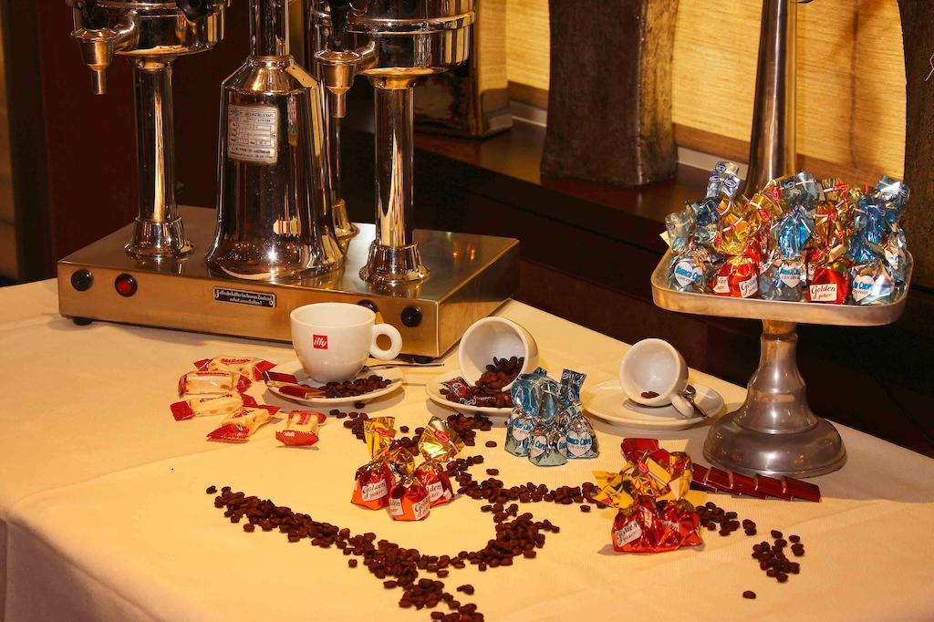 Hotel Parkzicht Veendam Экстерьер фото